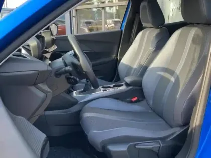 Photo 21 Peugeot 2008  1.2 PureTech 100ch S&S Allure