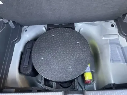 Photo 17 Opel Crossland  1.2 Turbo 110ch Elegance