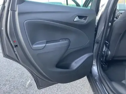 Photo 18 Opel Crossland  1.2 Turbo 110ch Elegance