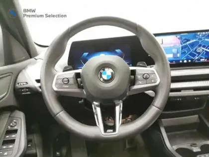 Photo 8 BMW Serie 1 Série 1 120A 170ch M Sport DKG7