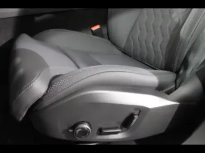 Photo 8 Volvo Xc60  T6 Hybride Rechargeable 350ch Plus Style Dark Geartronic 8 AWD