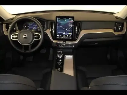 Photo 13 Volvo Xc60  T6 Hybride Rechargeable 350ch Plus Style Dark Geartronic 8 AWD