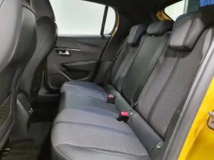 Photo 9 Peugeot 208  e- 136ch GT