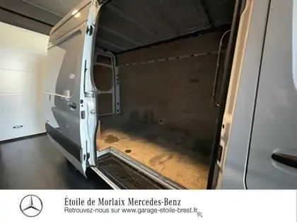Photo 11 Mercedes Sprinter  Fg 314 CDI 37 3T5 First Propulsion Lourd