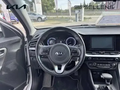 Photo 8 Kia Niro  1.6 GDi 105ch ISG + Plug-In 60.5ch Motion DCT6 MY22
