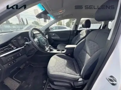 Photo 10 Kia Niro  1.6 GDi 105ch ISG + Plug-In 60.5ch Motion DCT6 MY22