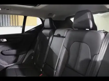 Photo 13 Volvo Xc40  B3 163ch Lounge Edition DCT 7