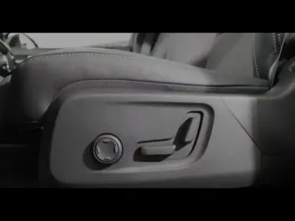 Photo 8 Volvo Xc40  B3 163ch Lounge Edition DCT 7