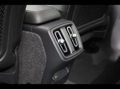 Photo 14 Volvo Xc40  B3 163ch Lounge Edition DCT 7