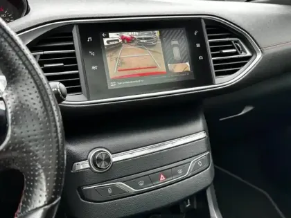 Photo 6 Peugeot 308  SW 1.2 PureTech 130ch E6.c S&S GT Line EAT8