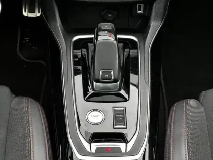 Photo 5 Peugeot 308  SW 1.2 PureTech 130ch E6.c S&S GT Line EAT8