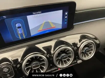 Photo 27 Mercedes Classe A 200 d AMG Line