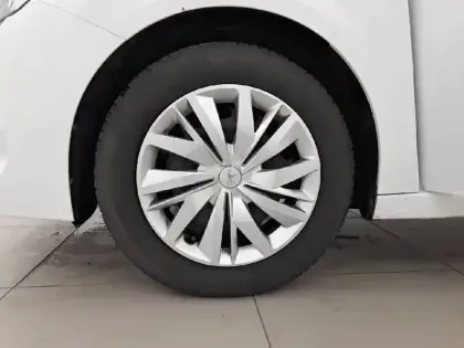 Photo 12 Peugeot 208  PureTech 75 S&S BVM5