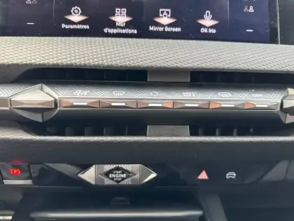 Photo 47 DS DS 4  Hybride E-Tense 225 EAT8