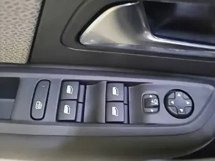 Photo 28 Citroën C4  BlueHDi 130 EAT8