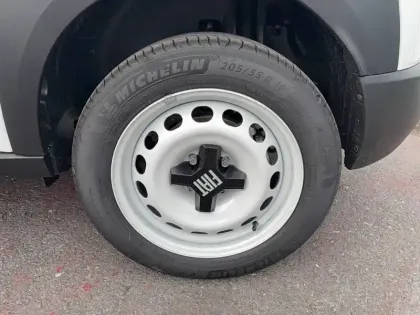 Photo 25 Fiat Grande Panda  e 83ch