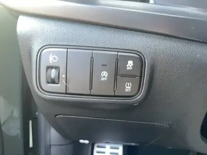 Photo 25 Hyundai Bayon  1.0 T-GDi 100 DCT-7 Hybrid 48V