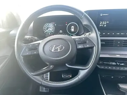 Photo 17 Hyundai Bayon  1.0 T-GDi 100 DCT-7 Hybrid 48V