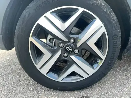 Photo 24 Hyundai Bayon  1.0 T-GDi 100 DCT-7 Hybrid 48V