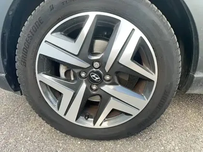 Photo 22 Hyundai Bayon  1.0 T-GDi 100 DCT-7 Hybrid 48V