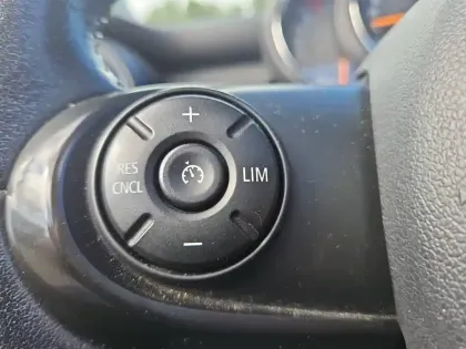 Photo 17 Mini Mini Hatch 5 Portes One D 95 ch