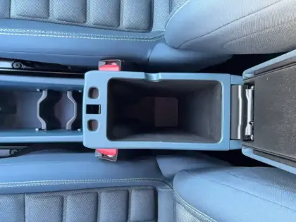 Photo 24 Fiat Grande Panda  T-Gen 3 1.2 Hybrid Turbo 110ch eDCT6