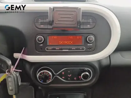 Photo 37 Renault Twingo  III Achat Intégral - 21