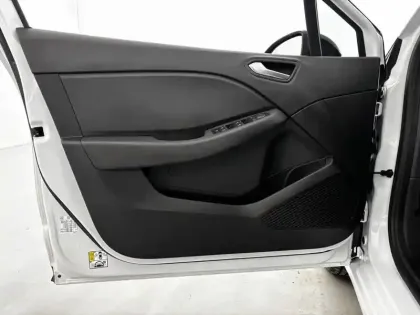 Photo 10 Renault Clio  Blue dCi 100