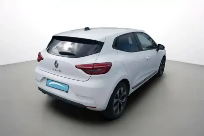 Photo 32 Renault Clio  Blue dCi 100