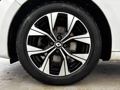 Photo 18 Renault Clio  Blue dCi 100