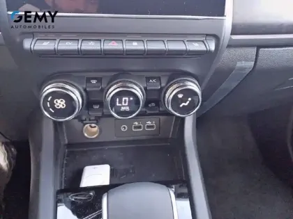 Photo 15 Renault Arkana  E-Tech full hybrid 145 GSR2