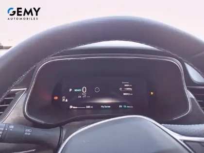 Photo 13 Renault Arkana  E-Tech full hybrid 145 GSR2