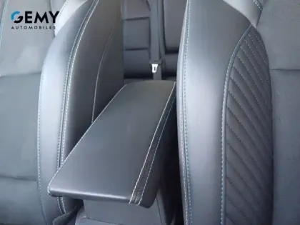 Photo 22 Renault Arkana  E-Tech full hybrid 145 GSR2