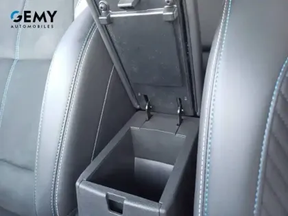 Photo 23 Renault Arkana  E-Tech full hybrid 145 GSR2