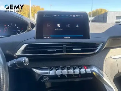 Photo 23 Peugeot 5008  PureTech 180ch S&S EAT8