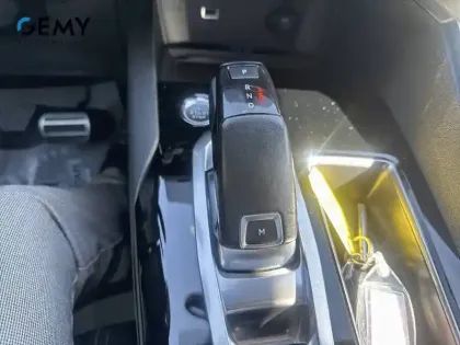 Photo 24 Peugeot 5008  PureTech 180ch S&S EAT8