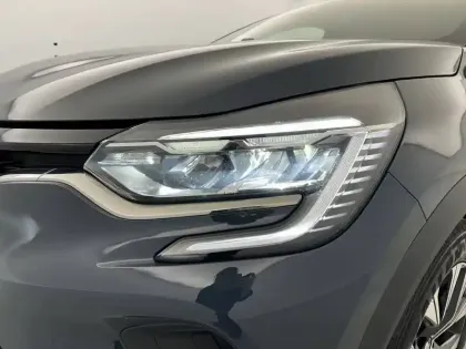 Photo 31 Renault Captur  E-Tech full hybrid 145