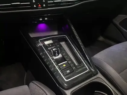 Photo 39 Volkswagen Golf  1.5 eHybrid 204 DSG6