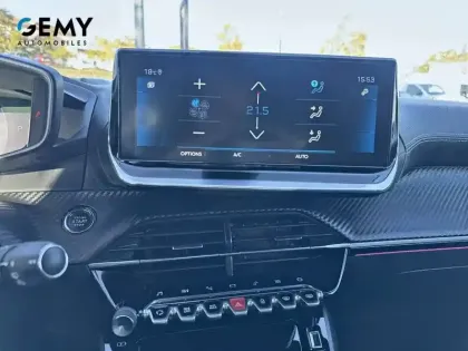 Photo 16 Peugeot 208  PureTech 130 S&S EAT8