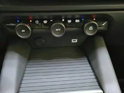 Photo 52 Citroën C5  X Hybride Rechargeable 225 S&S e-EAT8