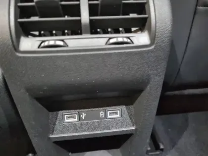 Photo 39 Peugeot 308  PHEV 180 e-EAT8