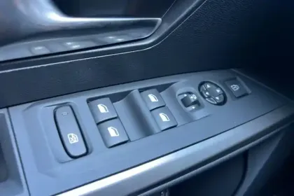 Photo 53 Peugeot 5008  Electrique 73 kWh 210 ch