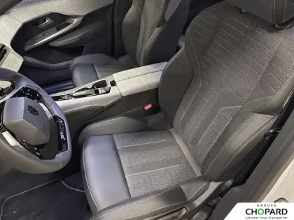 Photo 62 Peugeot 3008  Hybrid 145 e-DCS6