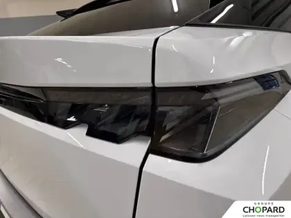 Photo 49 Peugeot 3008  Hybrid 145 e-DCS6