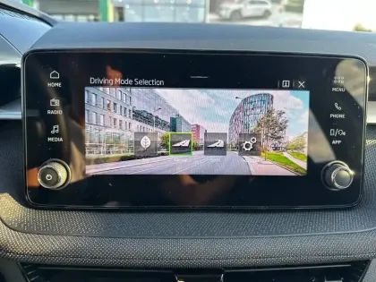 Photo 26 Skoda Fabia  1.0 TSI 95 ch EVO 2 BVM5