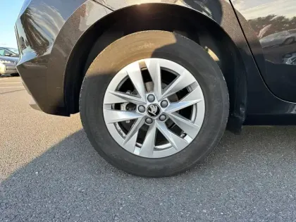 Photo 16 Skoda Fabia  1.0 TSI 95 ch EVO 2 BVM5