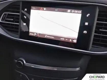 Photo 12 Peugeot 308  PureTech 130ch S&S EAT8