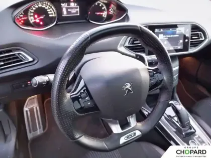 Photo 16 Peugeot 308  PureTech 130ch S&S EAT8