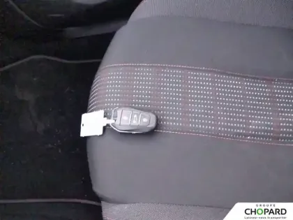 Photo 13 Peugeot 308  PureTech 130ch S&S EAT8