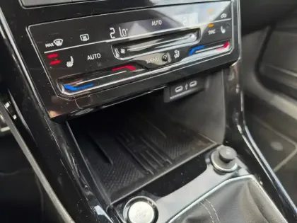 Photo 59 Volkswagen T-cross  1.0 TSI 116 Start/Stop DSG7